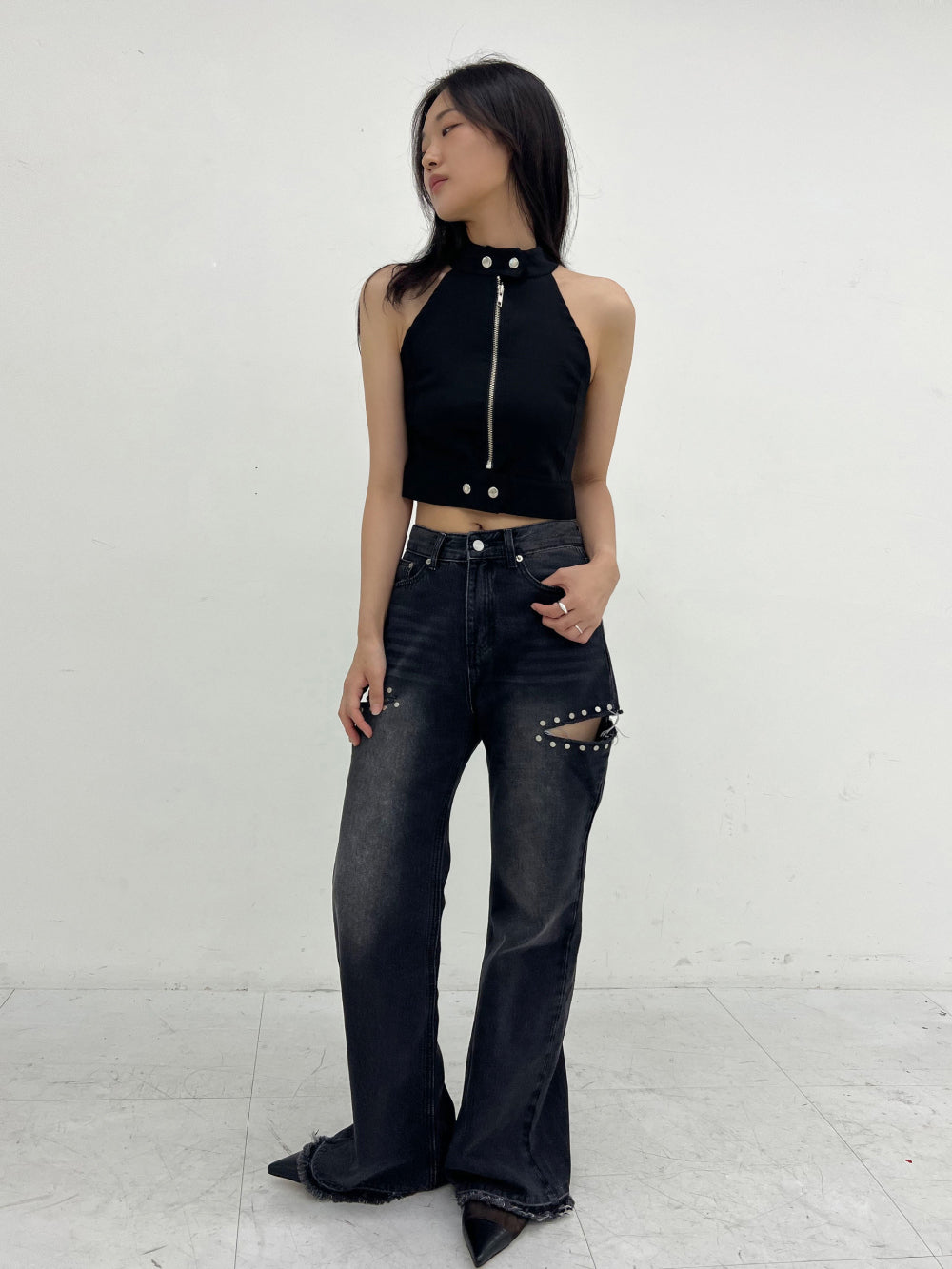 Stud side-cut wide denim jean (Black)