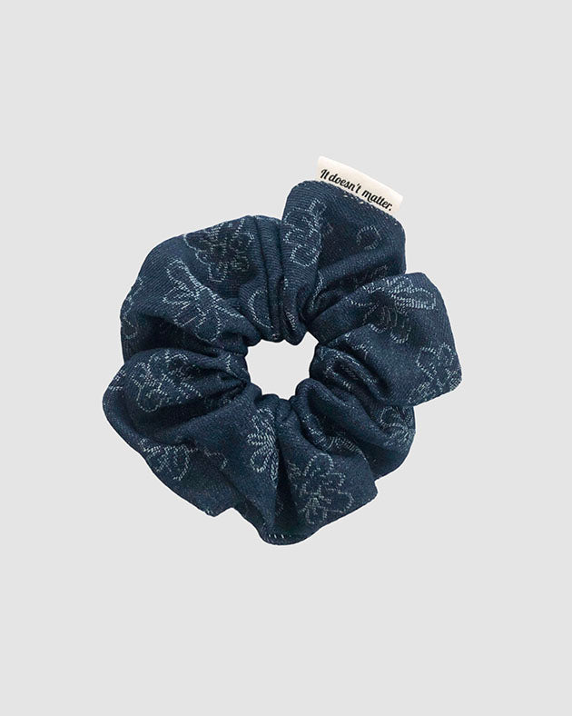 Flower denim scrunchie (Blue) 