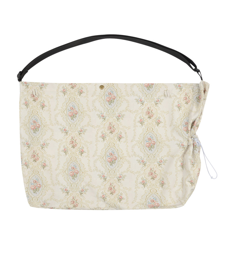 FLORAL PATTERN MESSENGER BAG