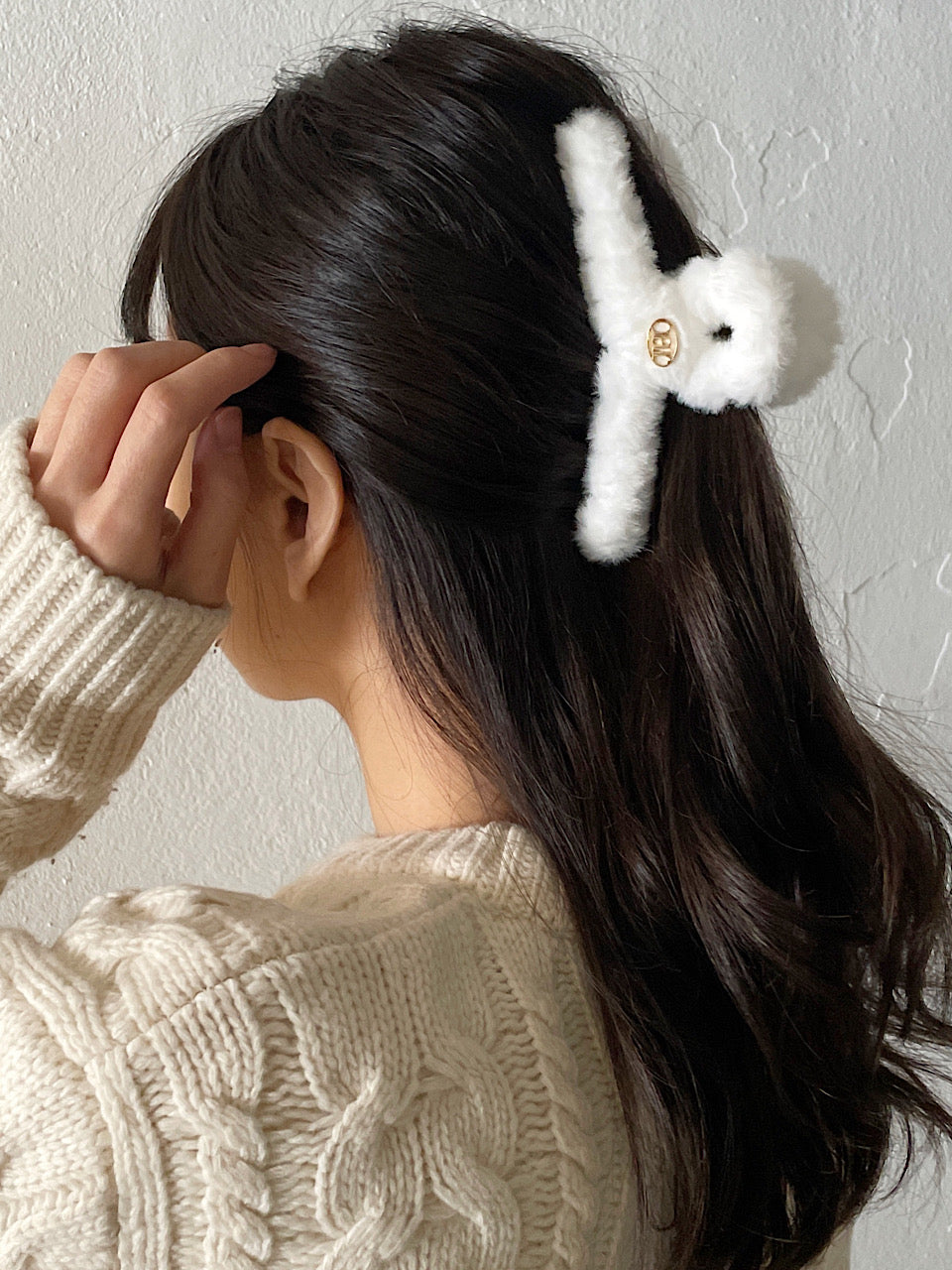 Vintage mood Fur Hair Barrette [white]