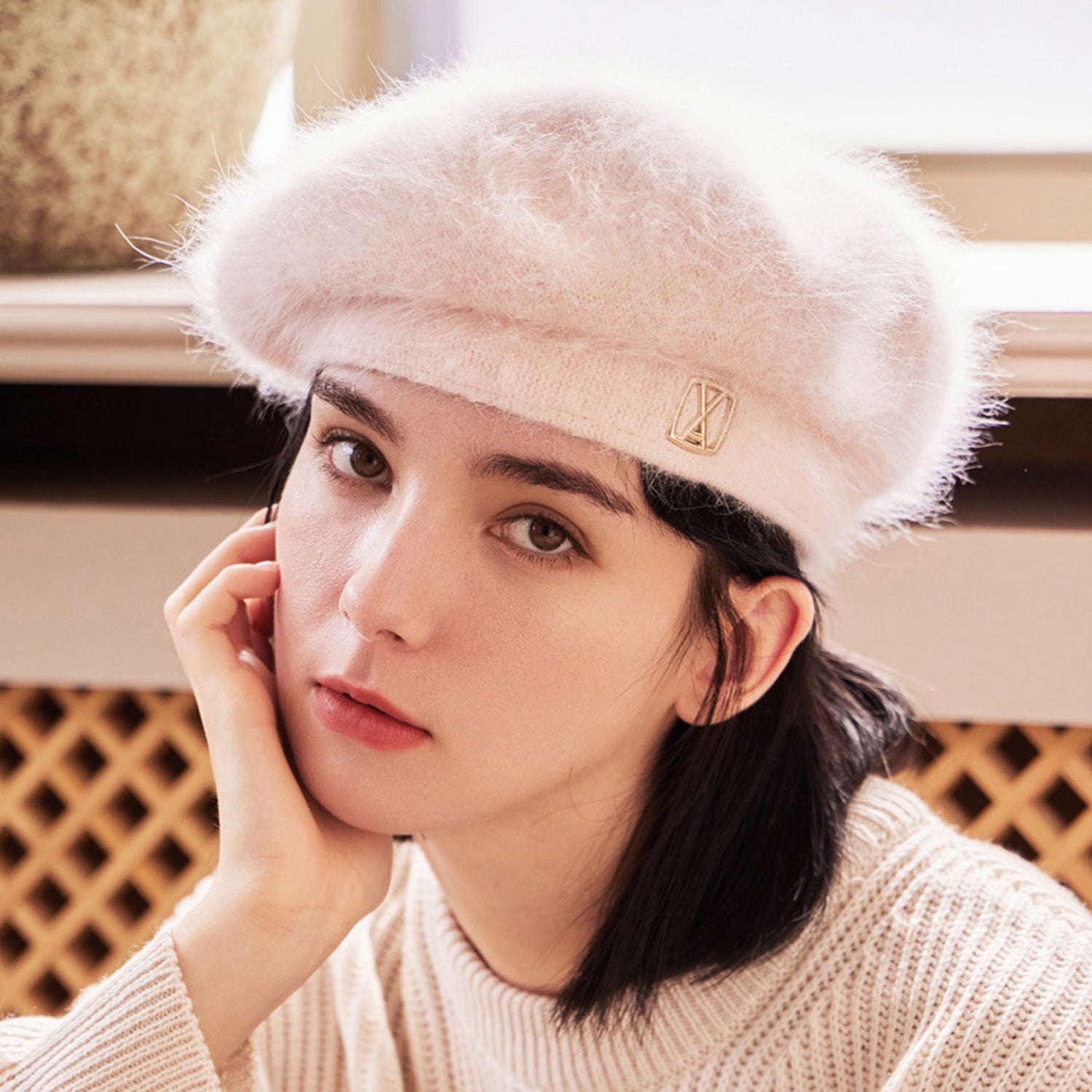 VA Square Stud Angora Beret / Pink