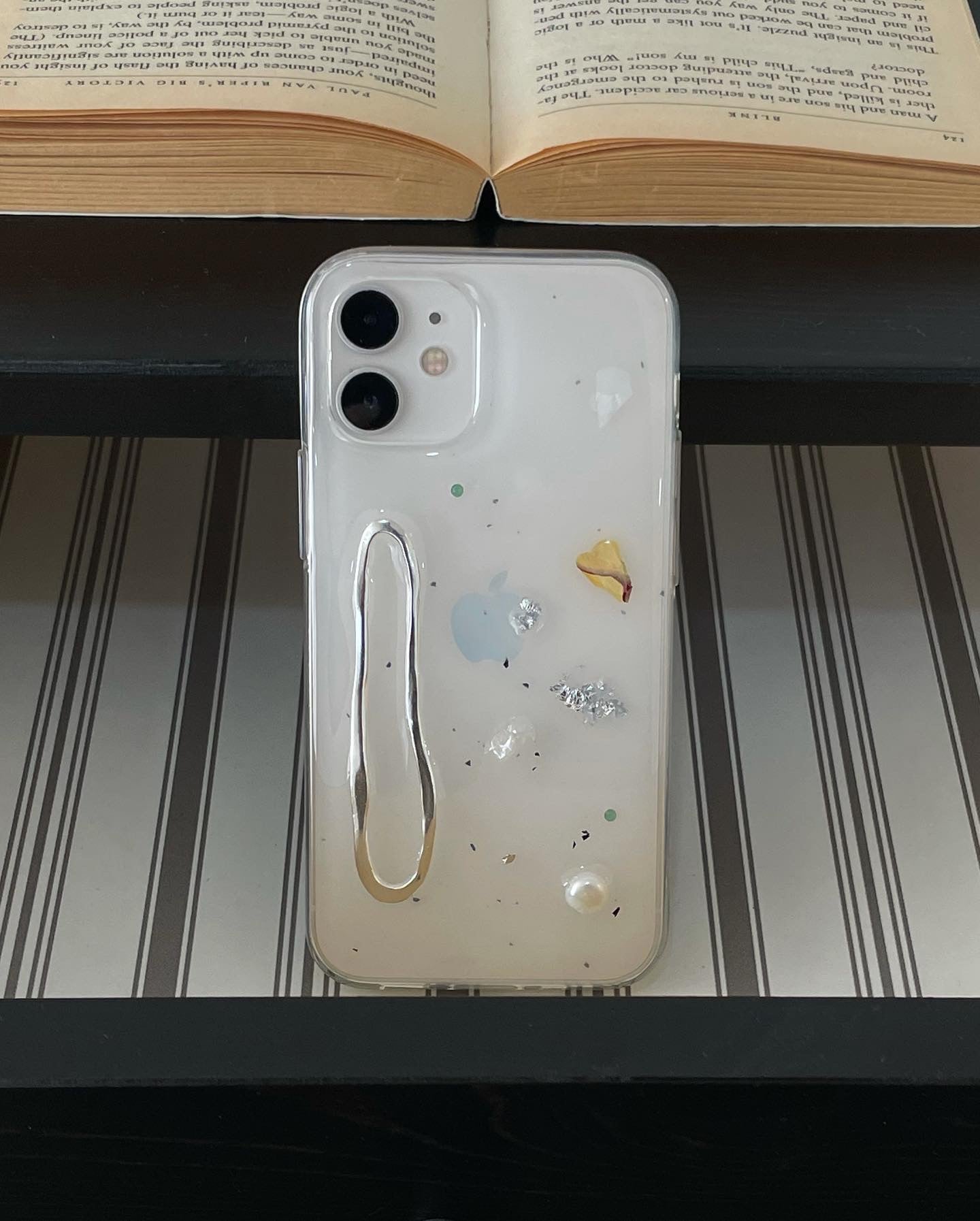 fog iphone resin case