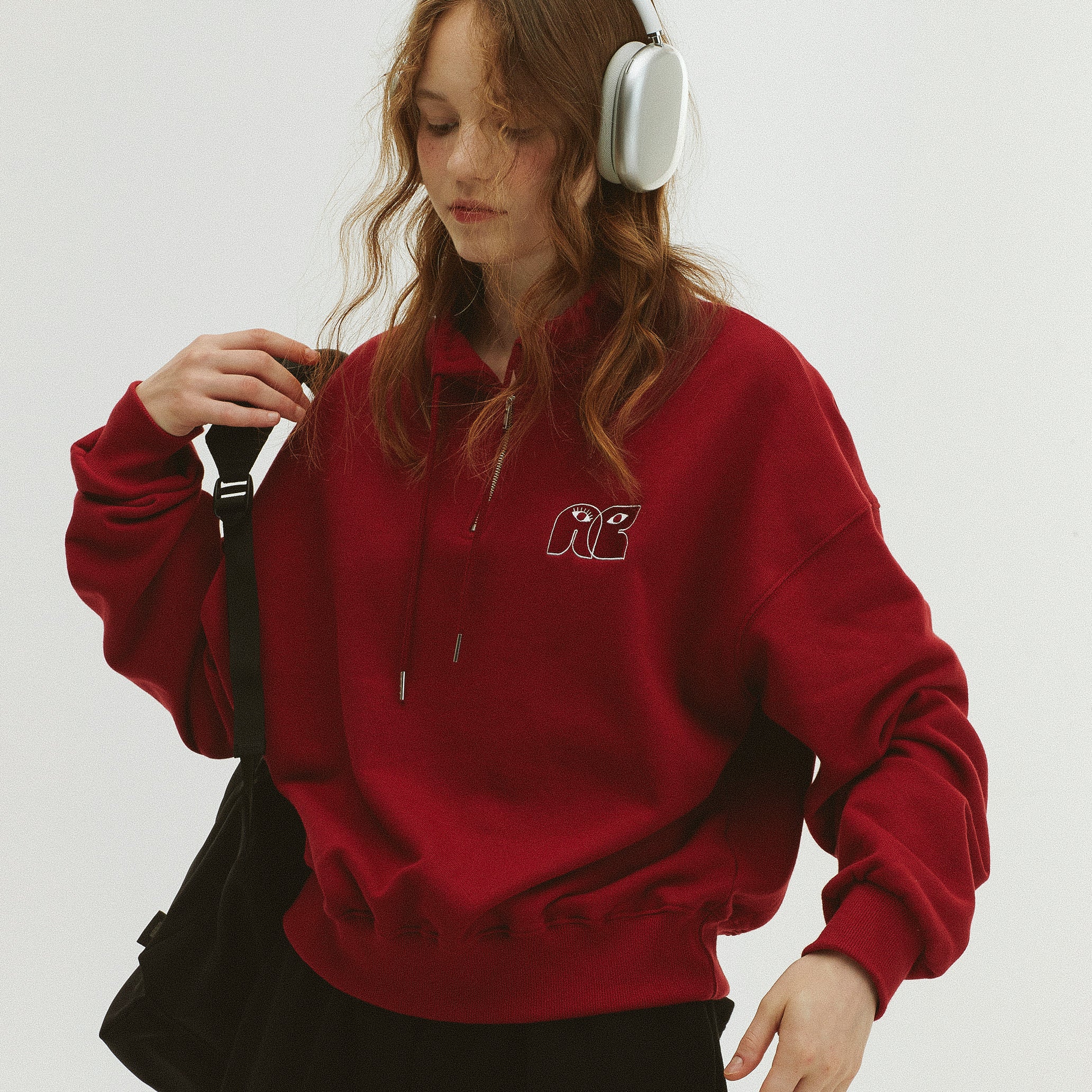 HIGH NECK STRING SWEATSHIRT_DEEP RED