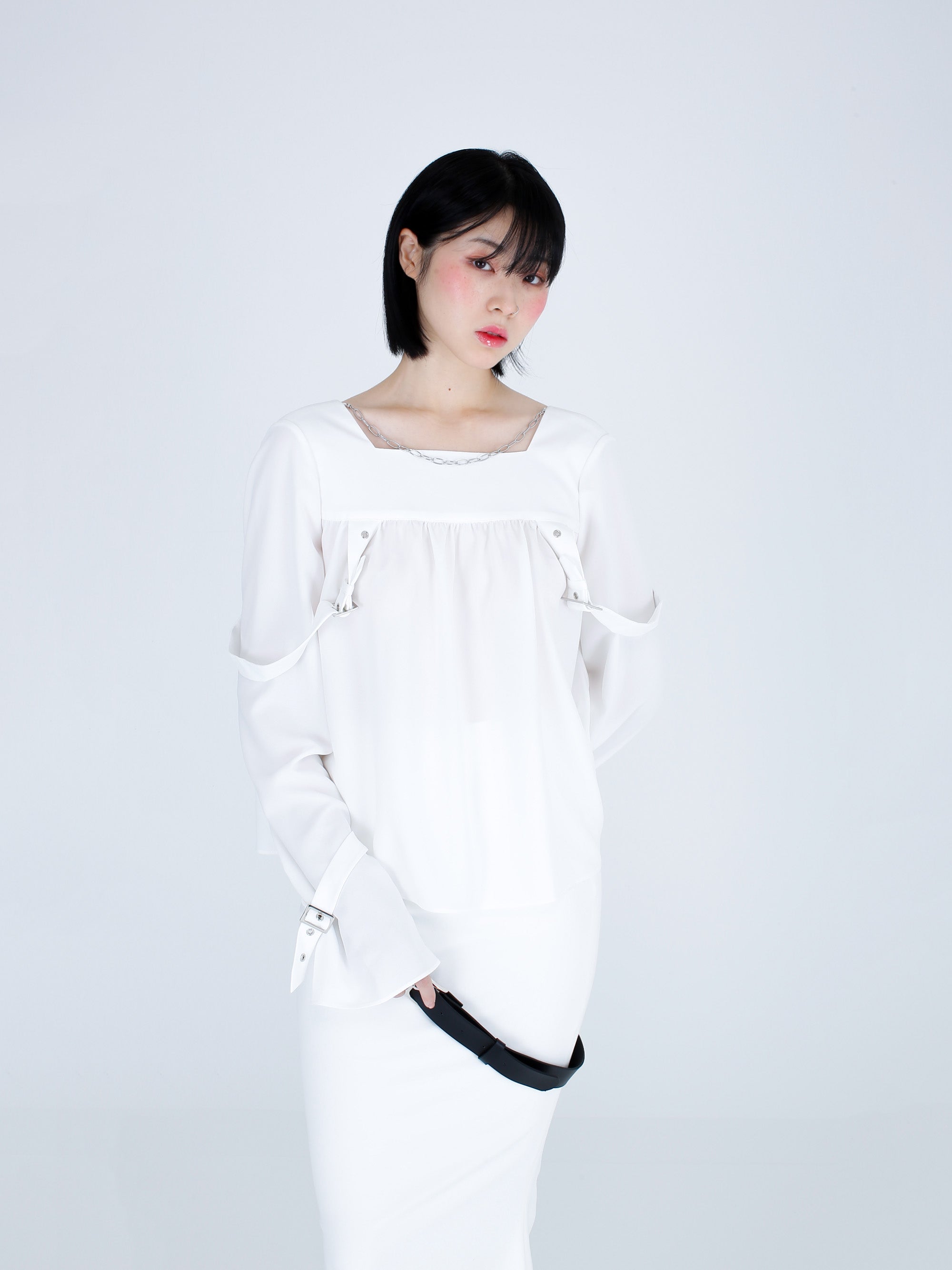 ストラップブラウス / Strap Blouse (Cream)