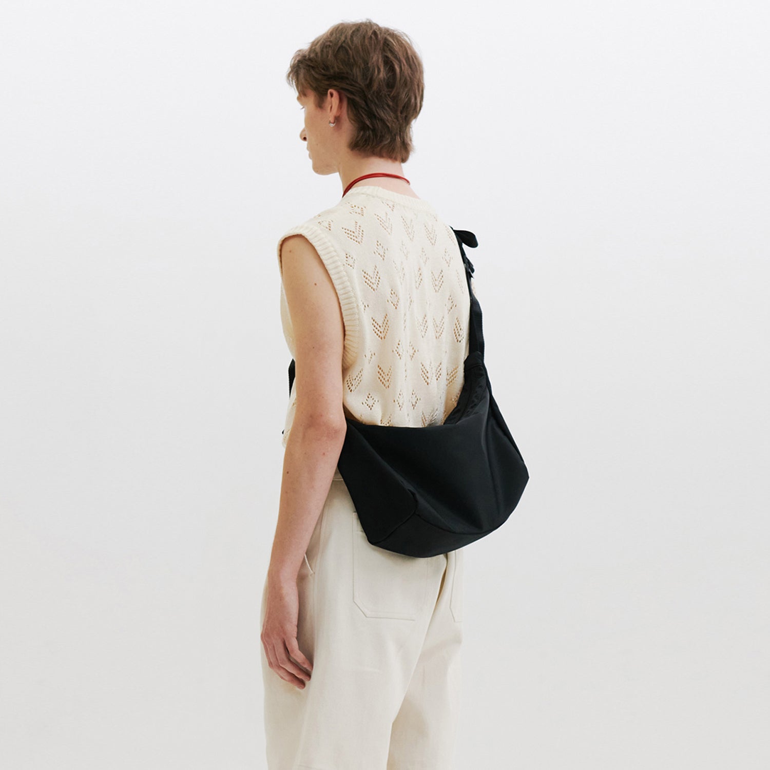 Ark Messenger Bag S (Black)