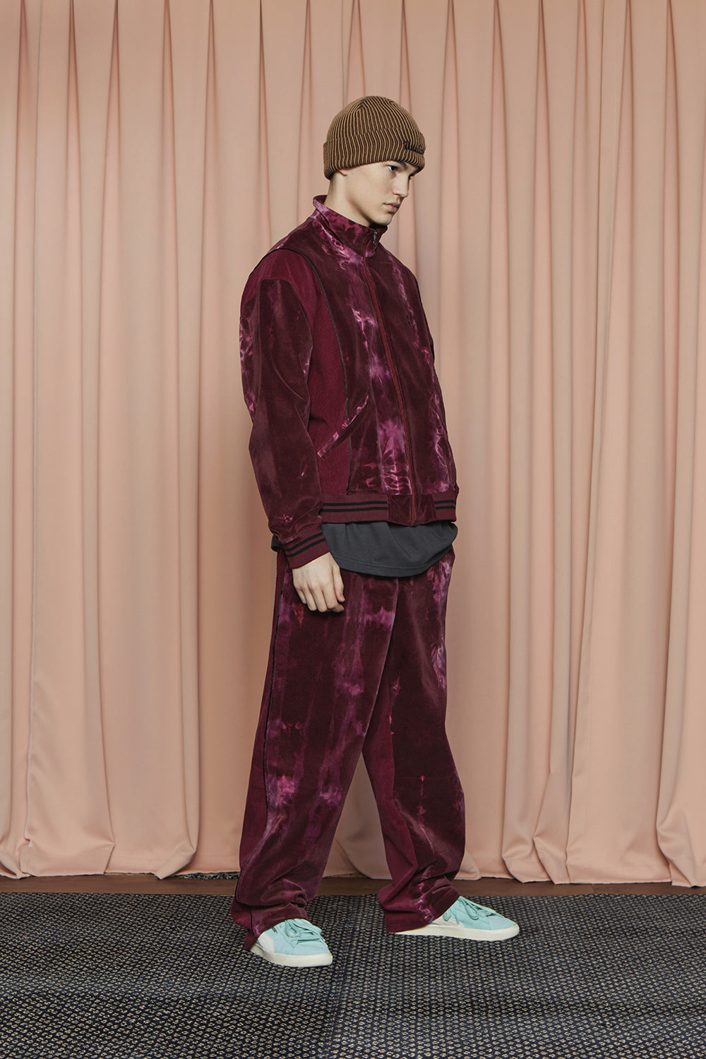 VELOUR CORDUROY PANTS / BURGUNDY