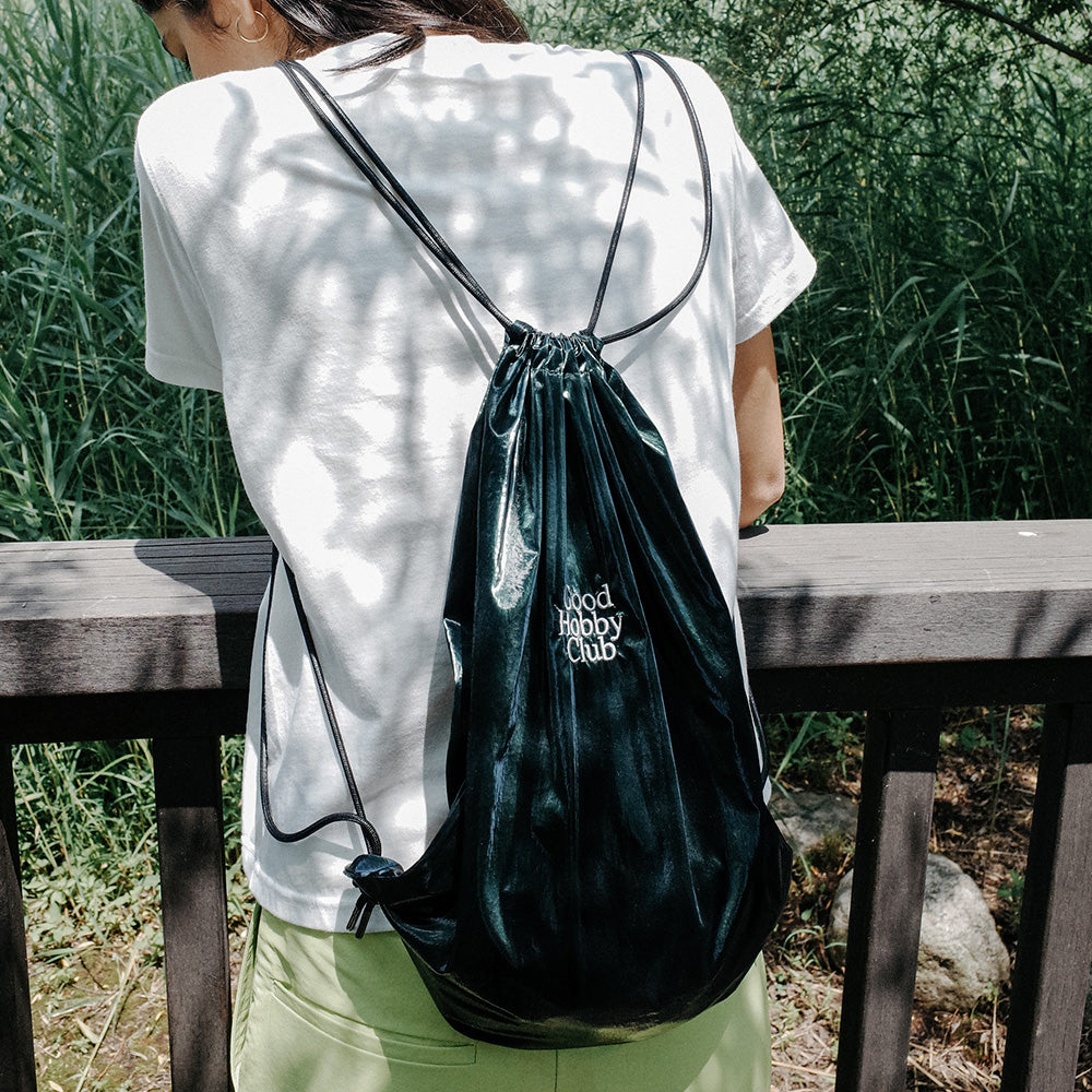 GLOSSY STRING BAG_DEEP GREEN