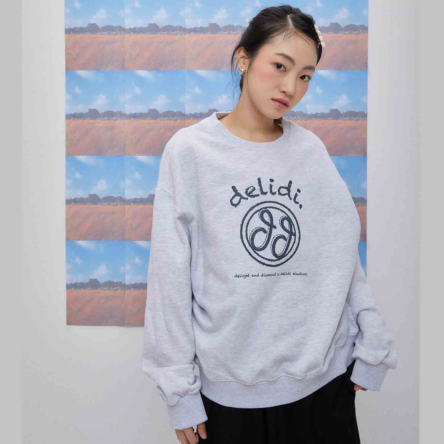 Cheerful logo sweat shirt