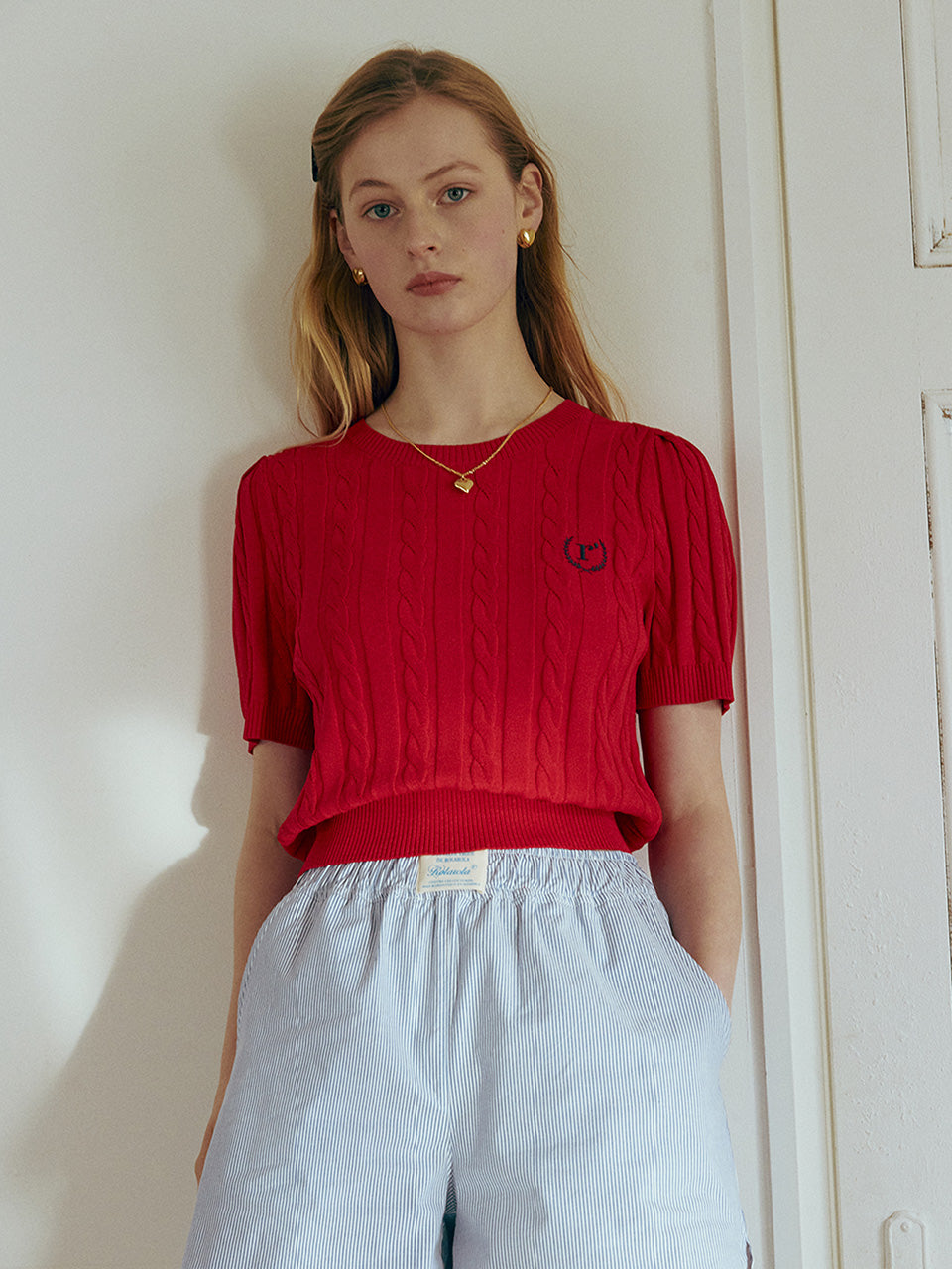 HALF SLEEVE CABLE KNIT RED
