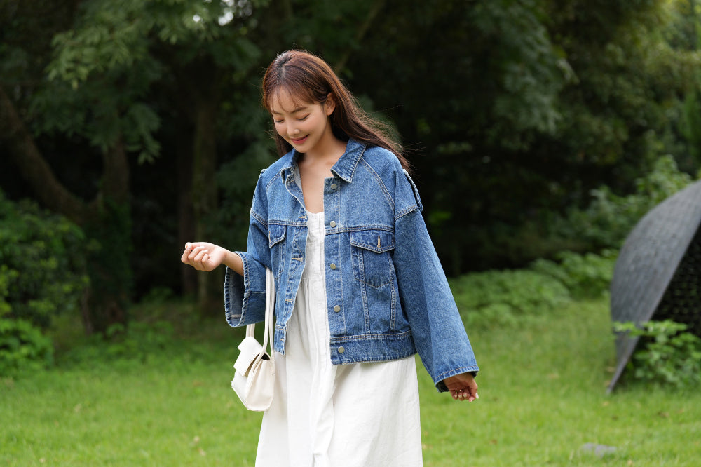 OVER FIT SHOULDER STRAP DENIM JACKET [6896]