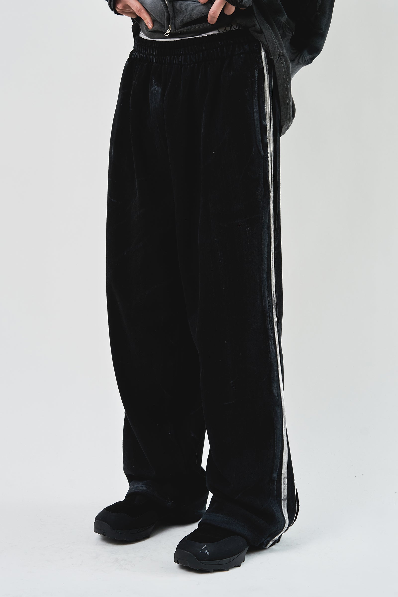 Tom Dirty Washed Track Pants (2color)