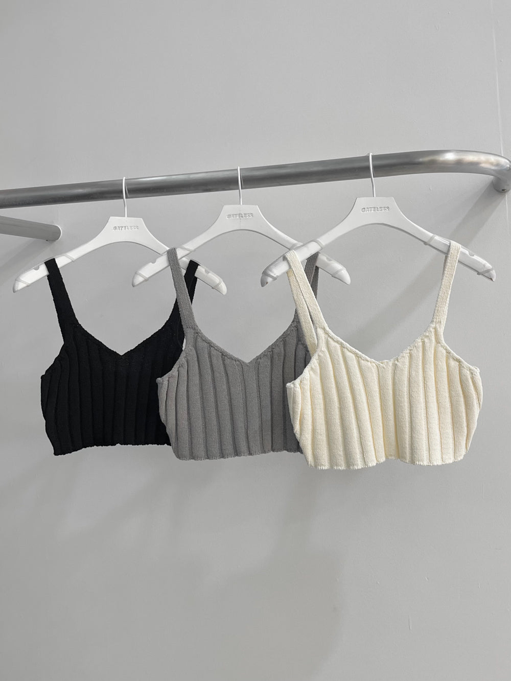 LOW KNIT BRA-TOP