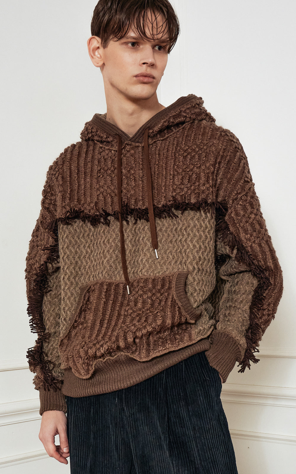 INSIDE-OUT TASSEL WOOL KNIT HOOD_[BROWN]