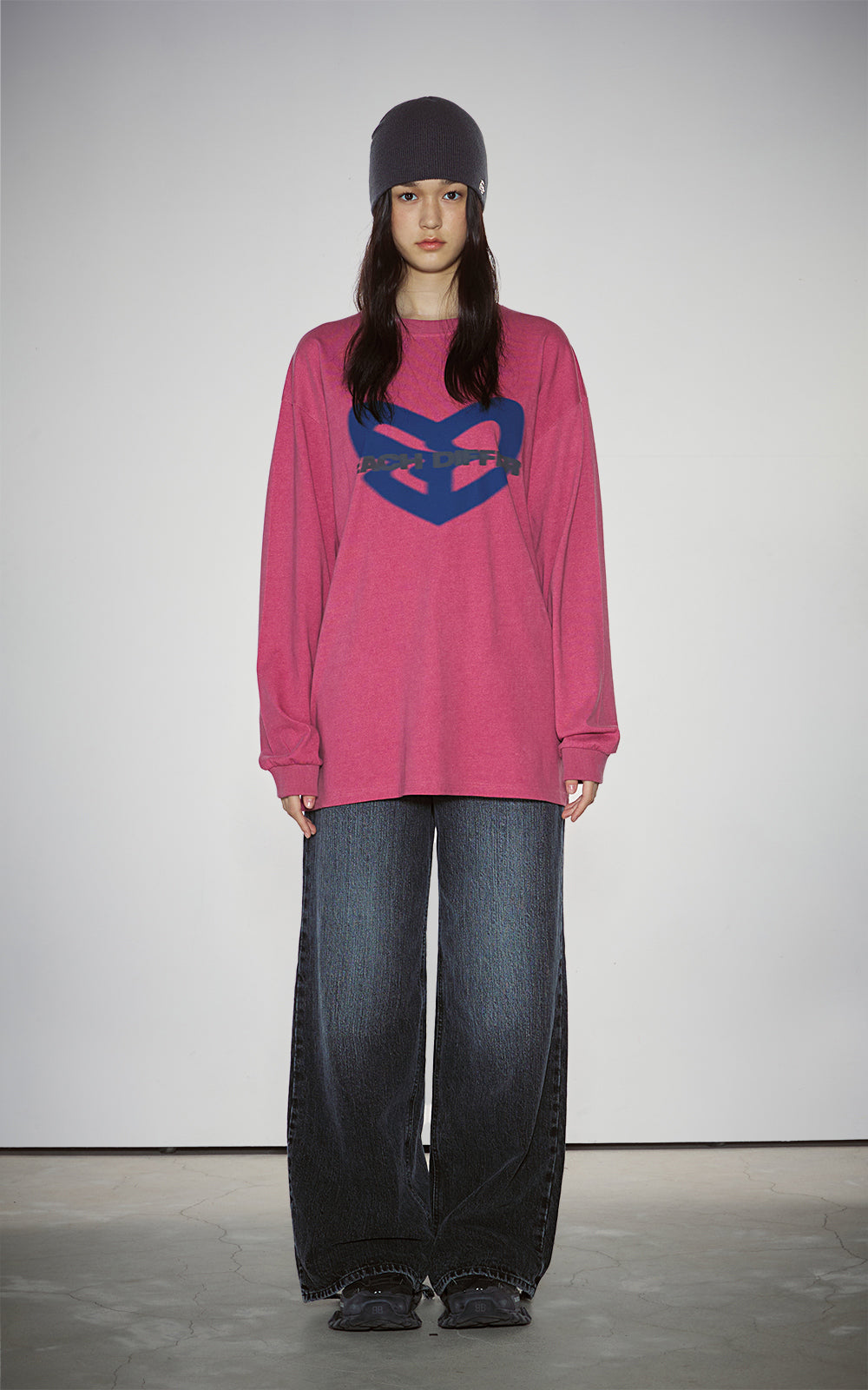 BLUR HEART LONG SLEEVE_VINTAGE RED