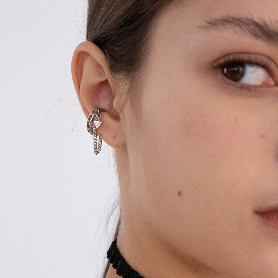 Drop chain layered earcuff