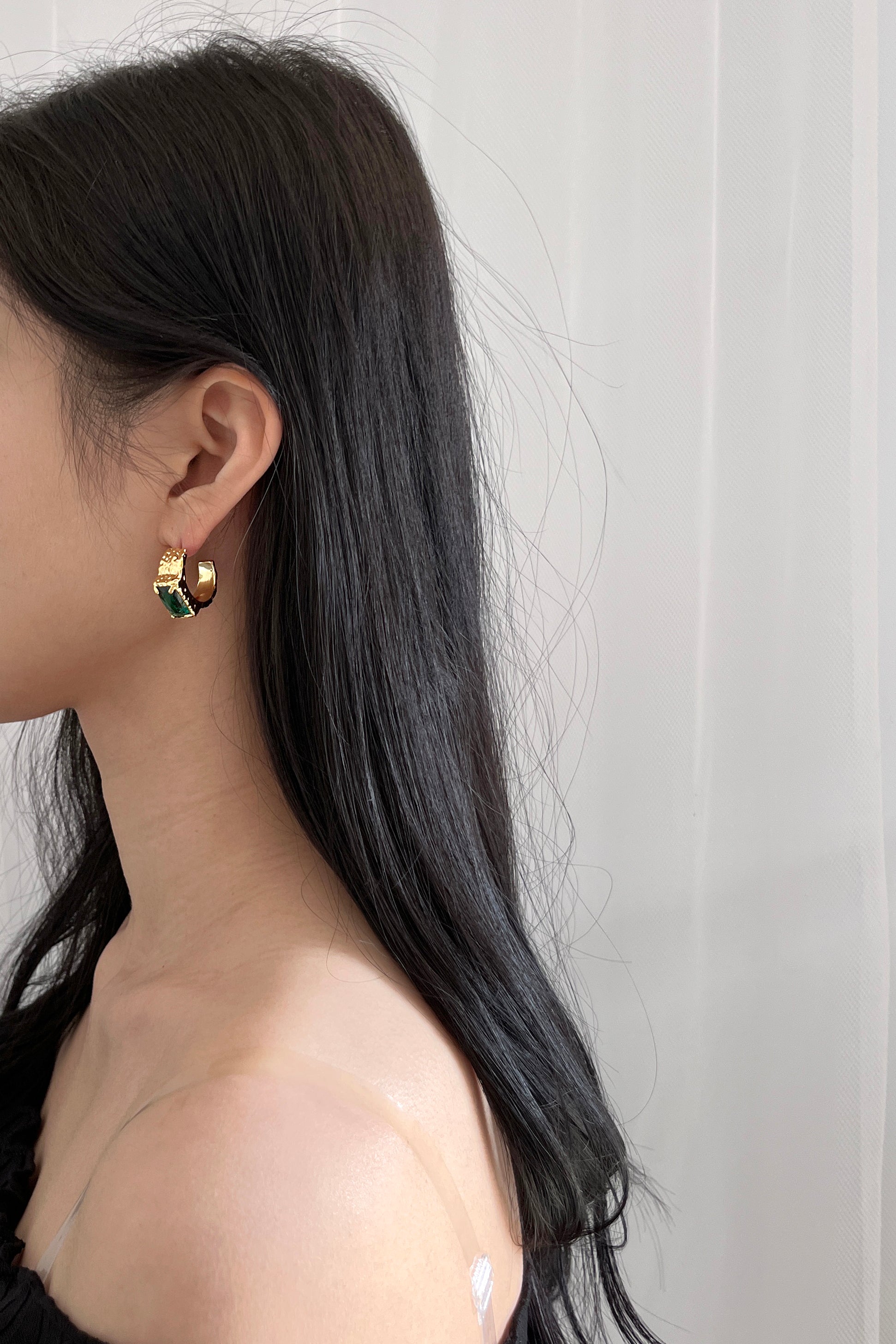 no.1 earring gold