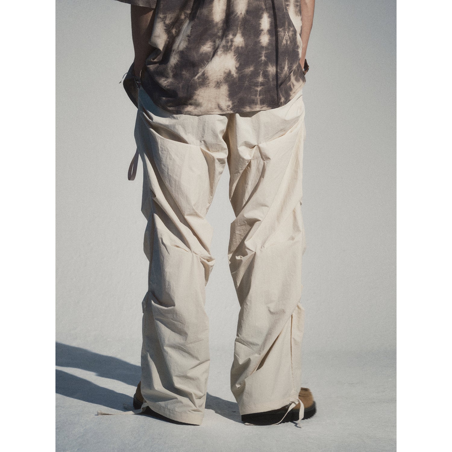 CREASE NYLON BANDING PANTS_CREAM