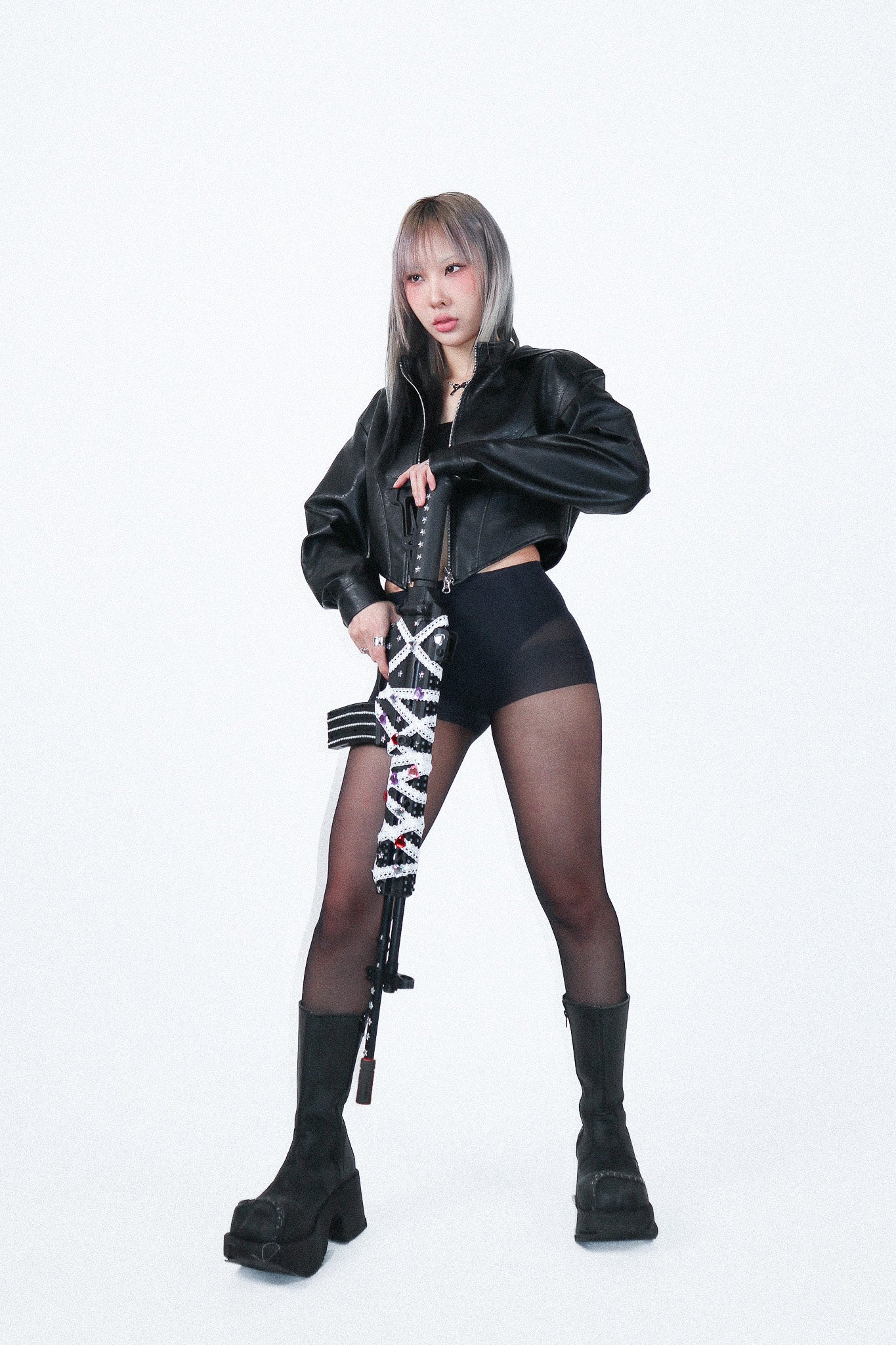 SHIINA CROPPED LEATHER JACKET