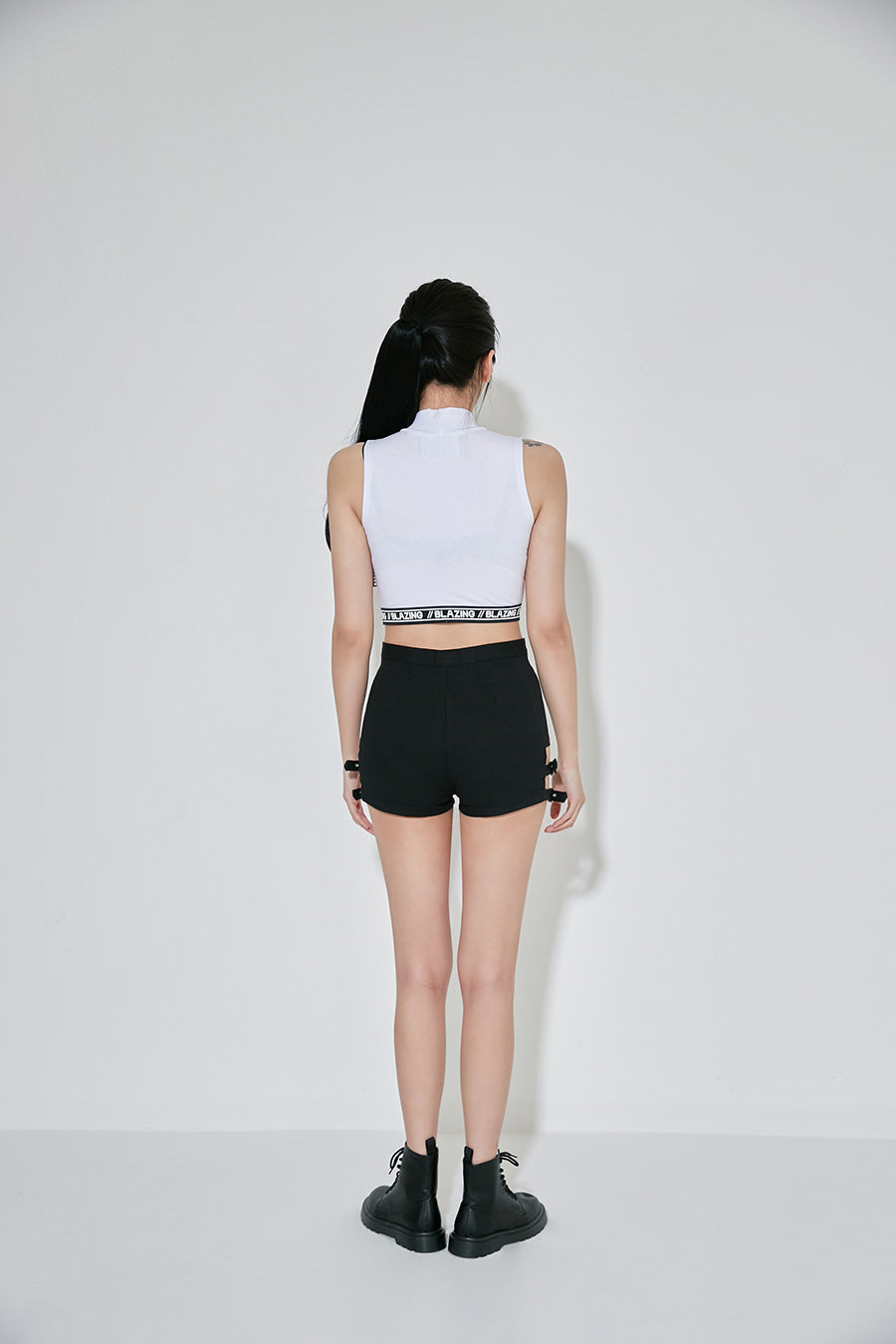 TOP(9048) Bulging High Neck Crop Top