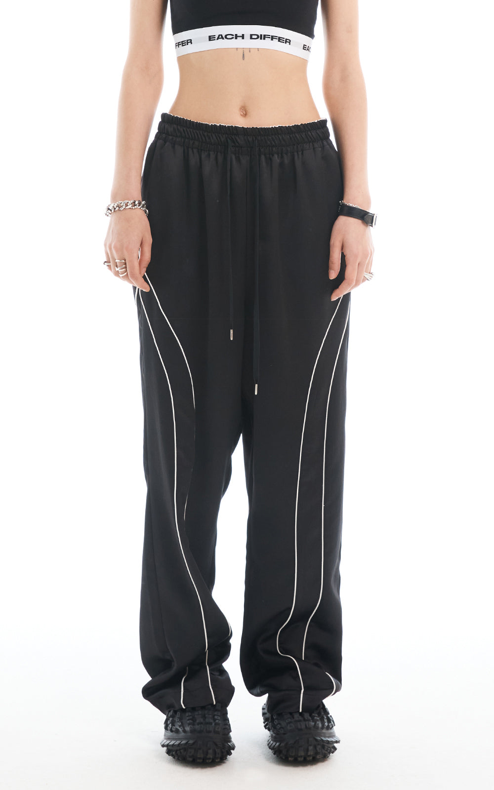 SATIN LINE PANTS_BLACK