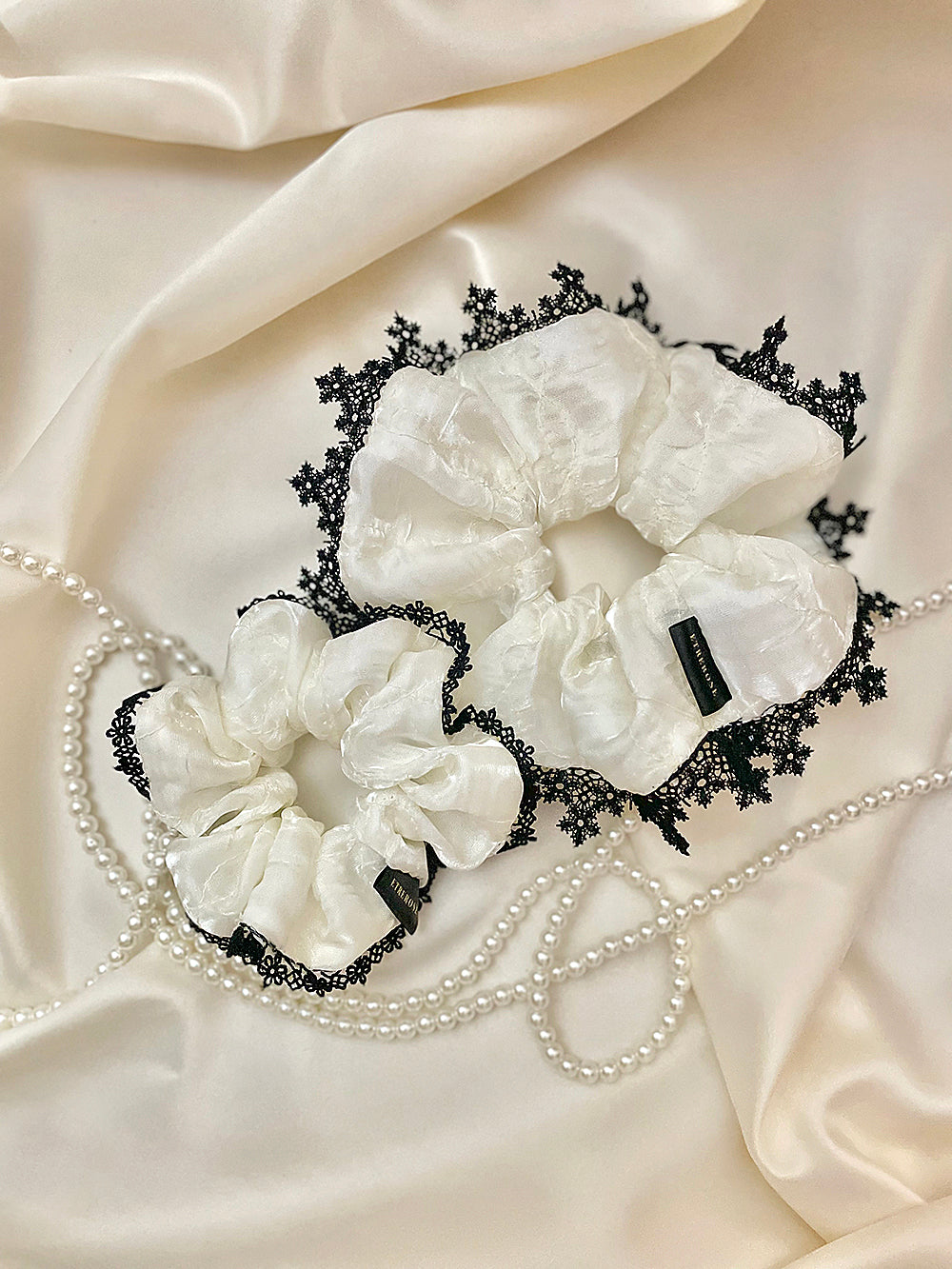 Glossy Organza Lace Satin Hair Scrunchie (M)