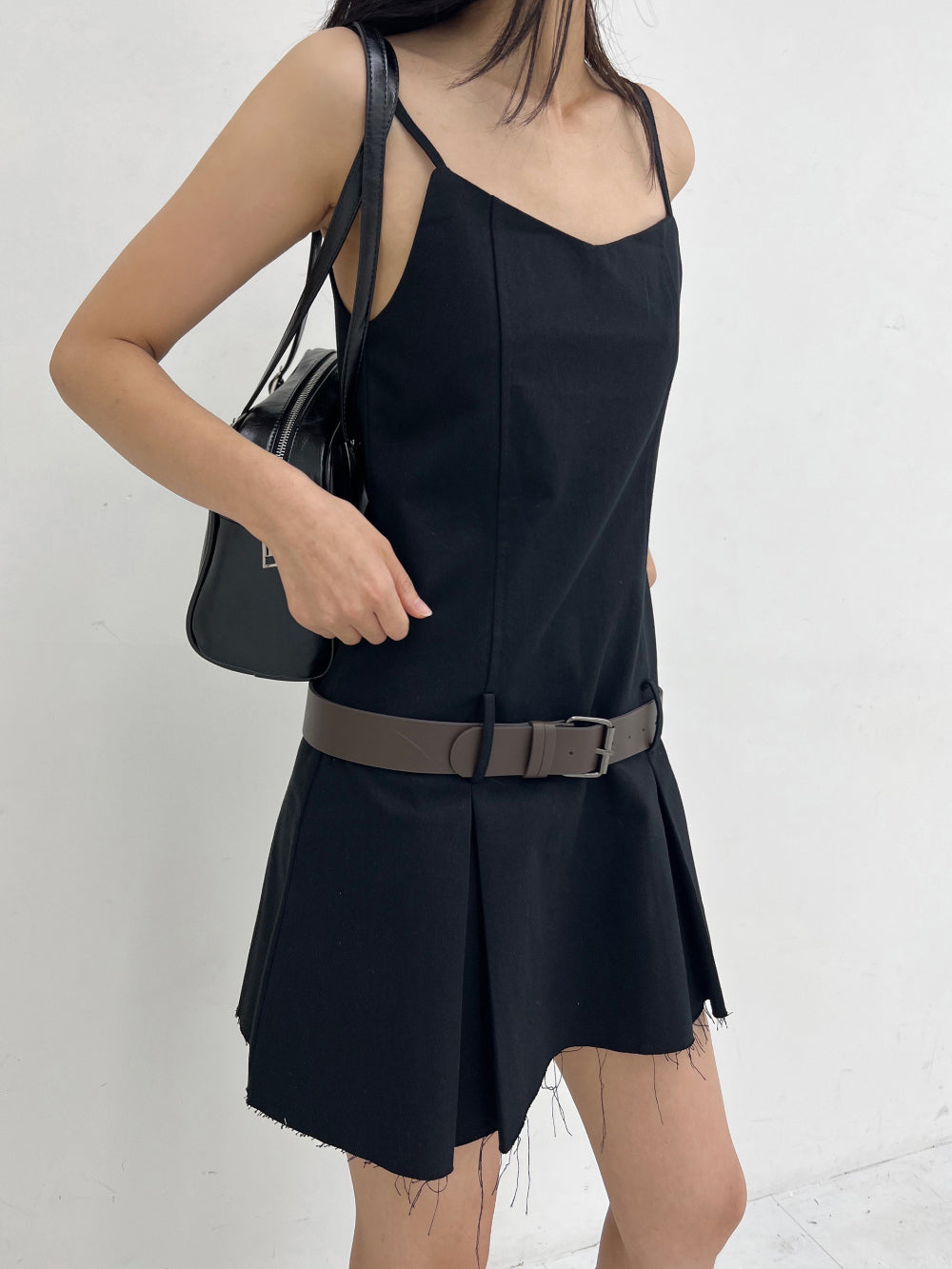 Grunge low-west belt one-piece (2 Color)