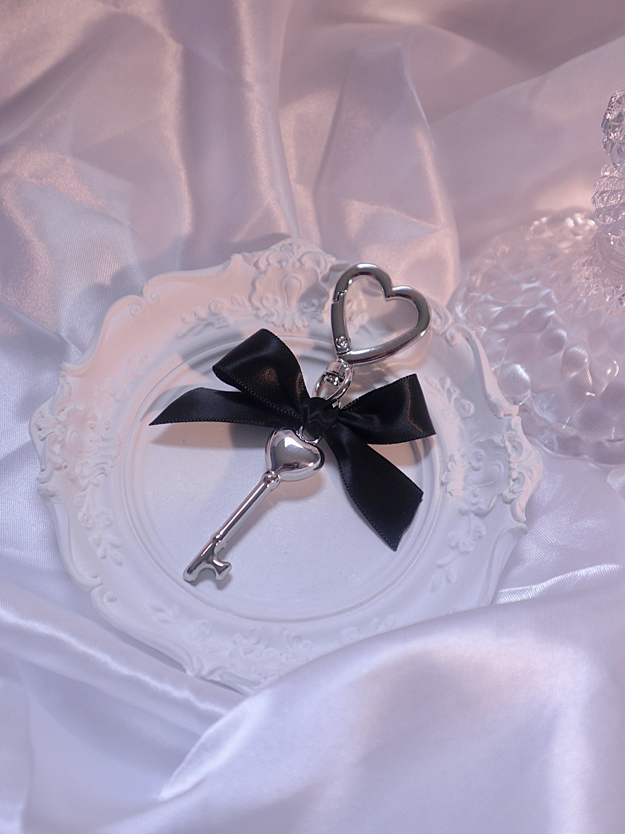 Black Ribbon Heart Key Keyring