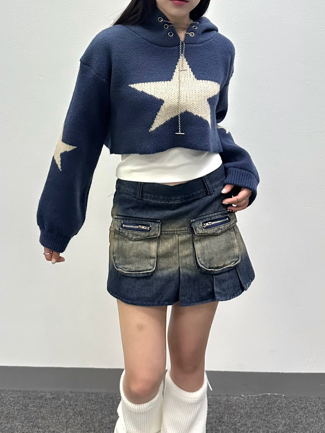 Triple-Star Crop Hood Knitwear