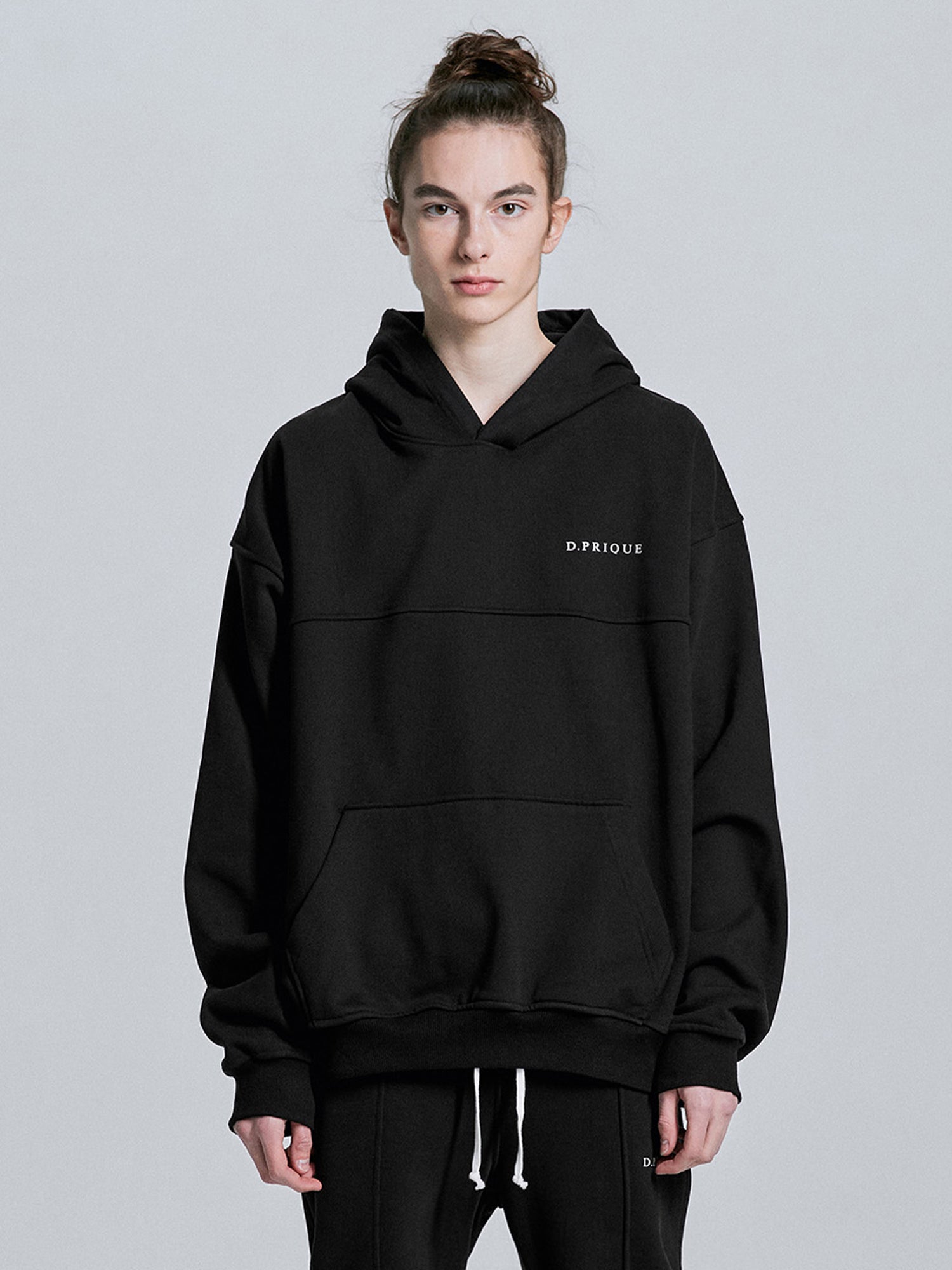 OVERSIZED LOGO HOODIE