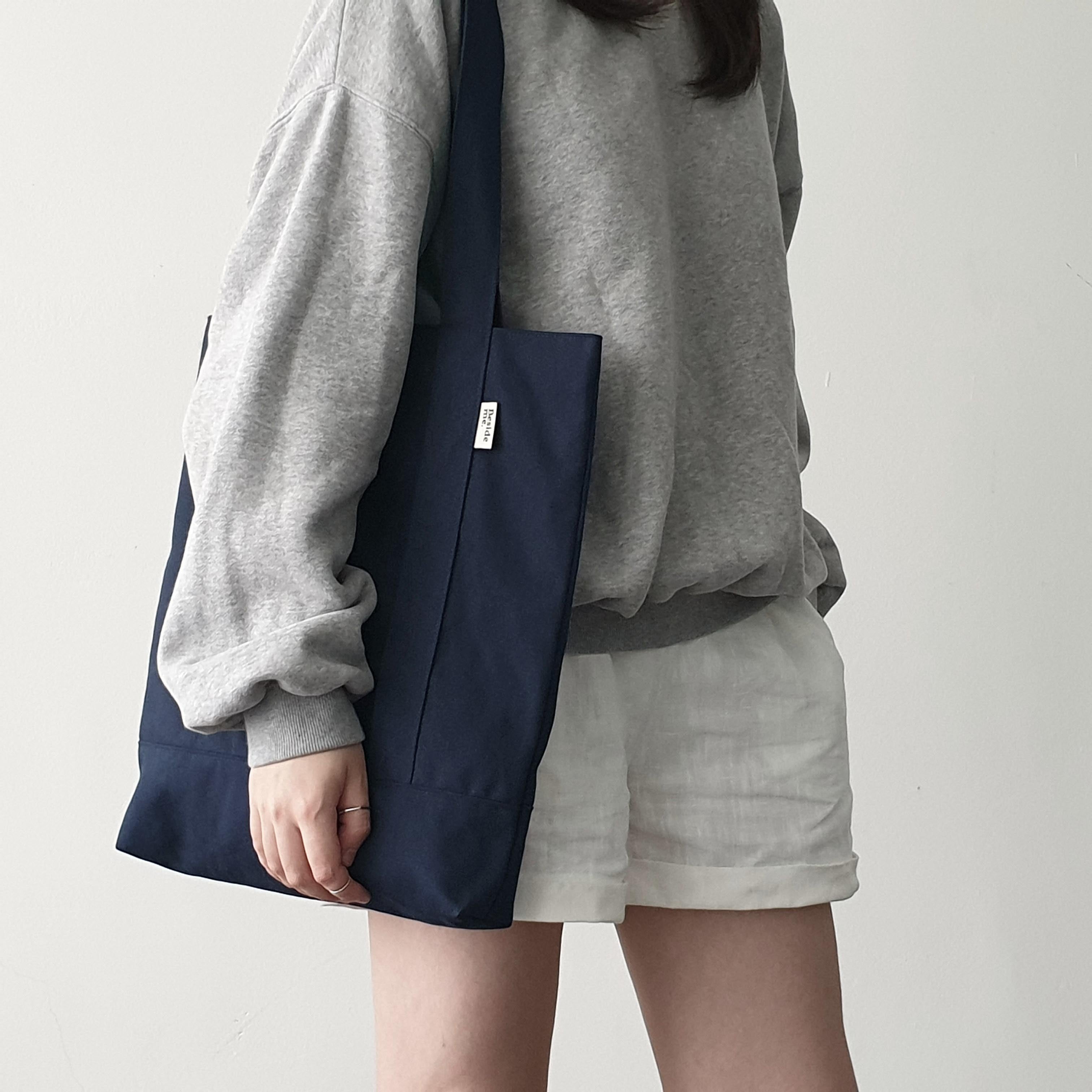 Twill simple line bag - deep navy