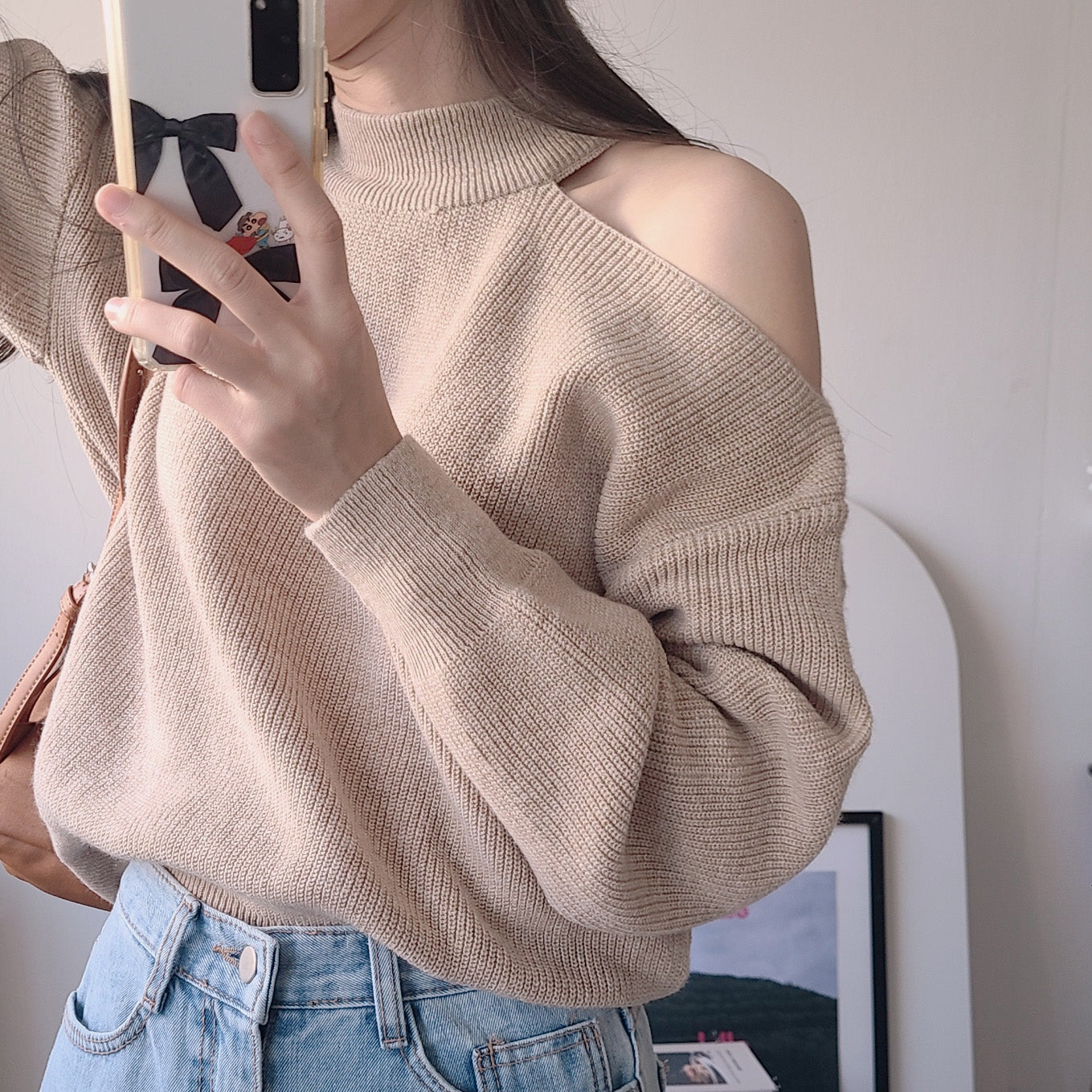 Shoulder Slit Knit Top