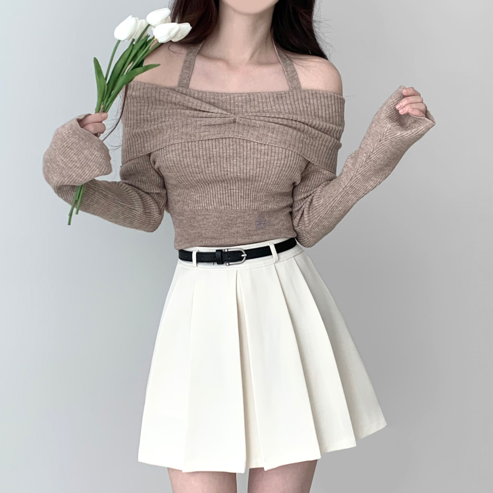 Lily Halterneck Knitwear