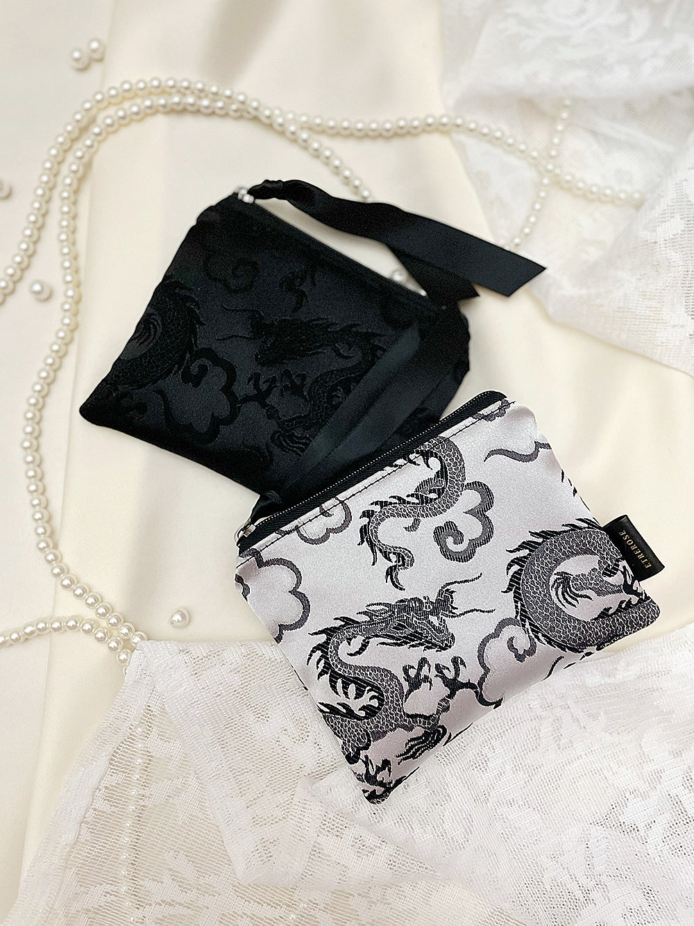 Dragon Embroidery Satin Zip-pouch (S/2color)