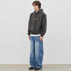 Curved two-tuck Side Denim Pants (Blue)