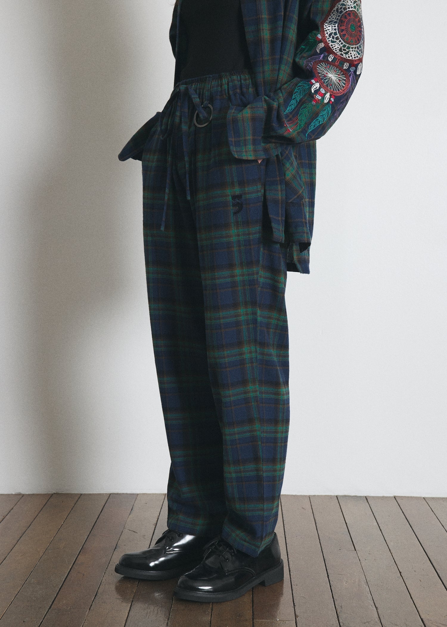 DREAMCATCHER CHECK LOOSE-FIT PANTS (Blue)