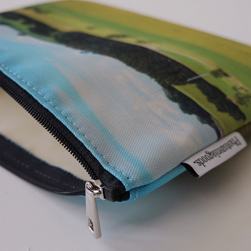 Swiss field zipper pouch