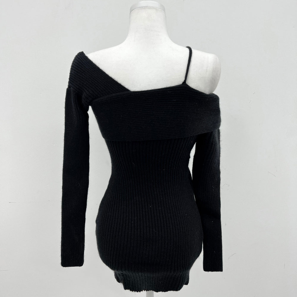 Unbalance off-shoulder knit black one-piece