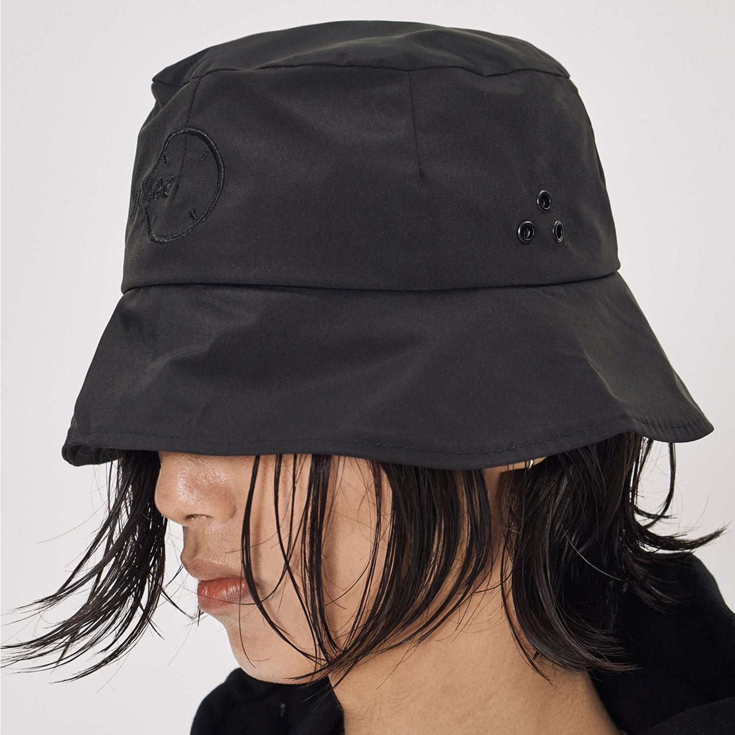 Circle Logo Bucket Hat