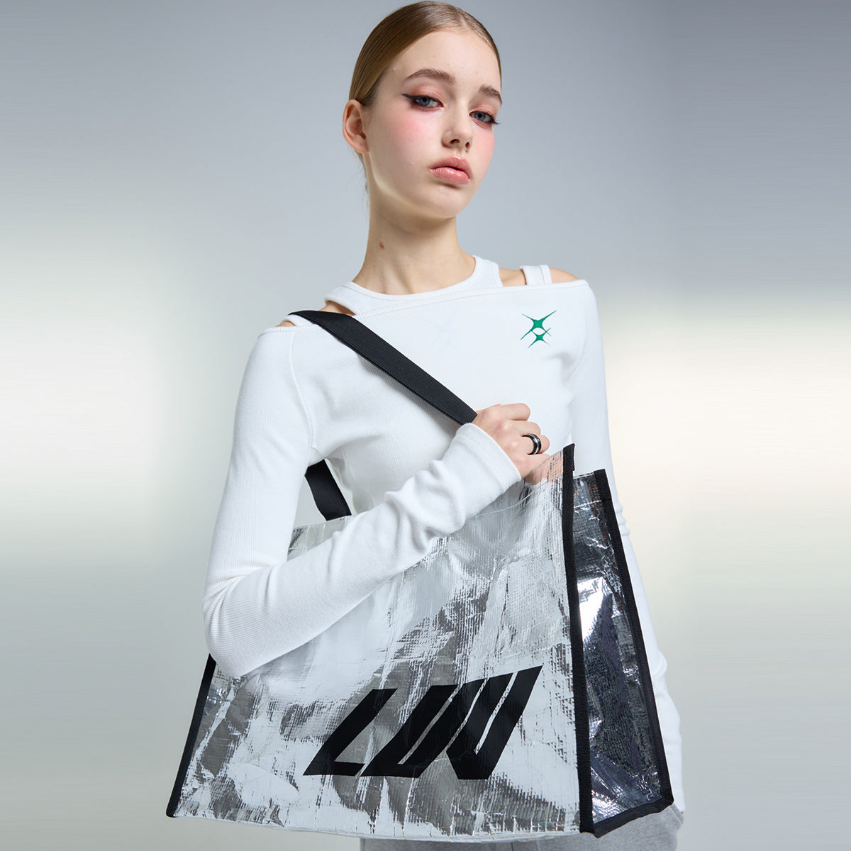 AM LUV TARPAULIN BAG (SILVER)