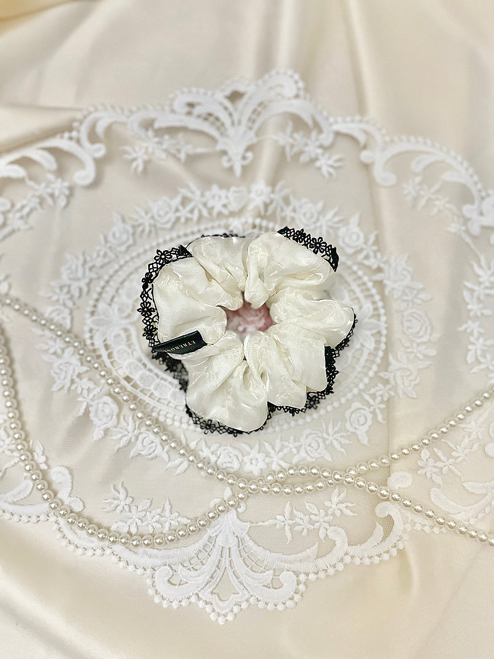 Glossy Organza Lace Satin Hair Scrunchie (S)