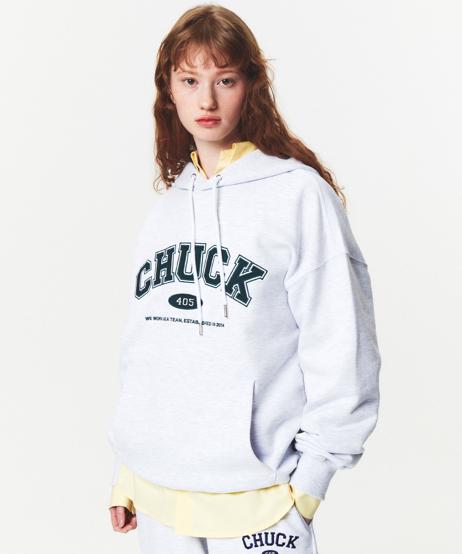 CHUCK アプリケアーチロゴフーディ / CHUCK APPLIQUE ARCH LOGO HOODIE (LIGHT GRAY&GREEN)