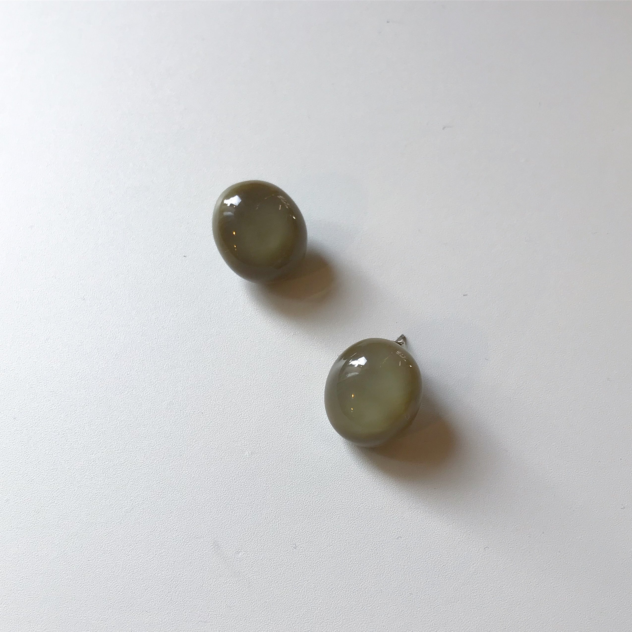 Formica Pebble earring  [Green]