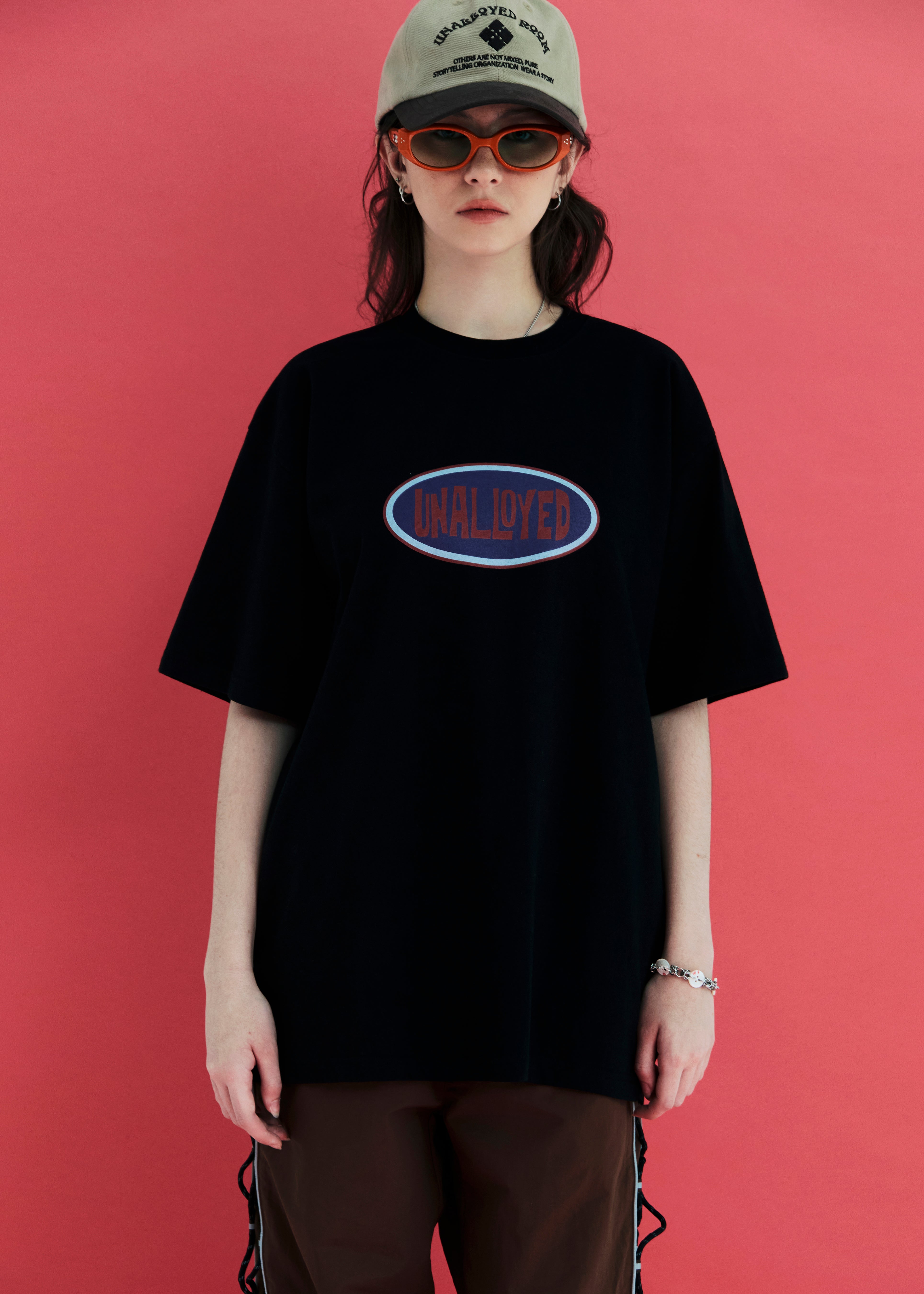 OVAL LOGO T SHIRT / BLACK