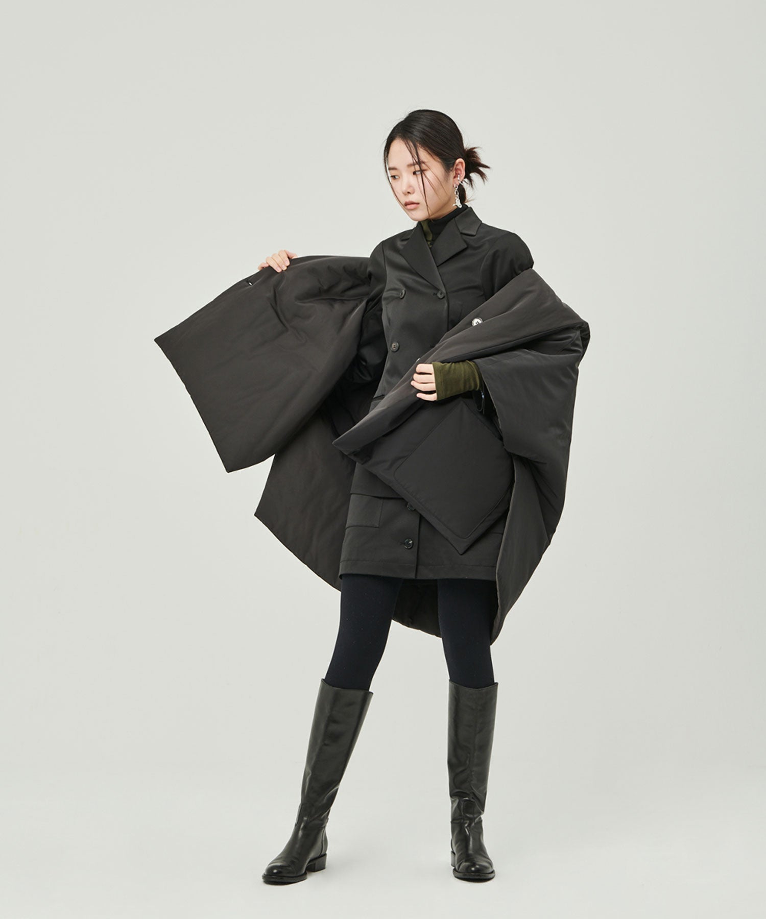 REVERSIBLE PADDING SHAWL_BLACK+GRAY