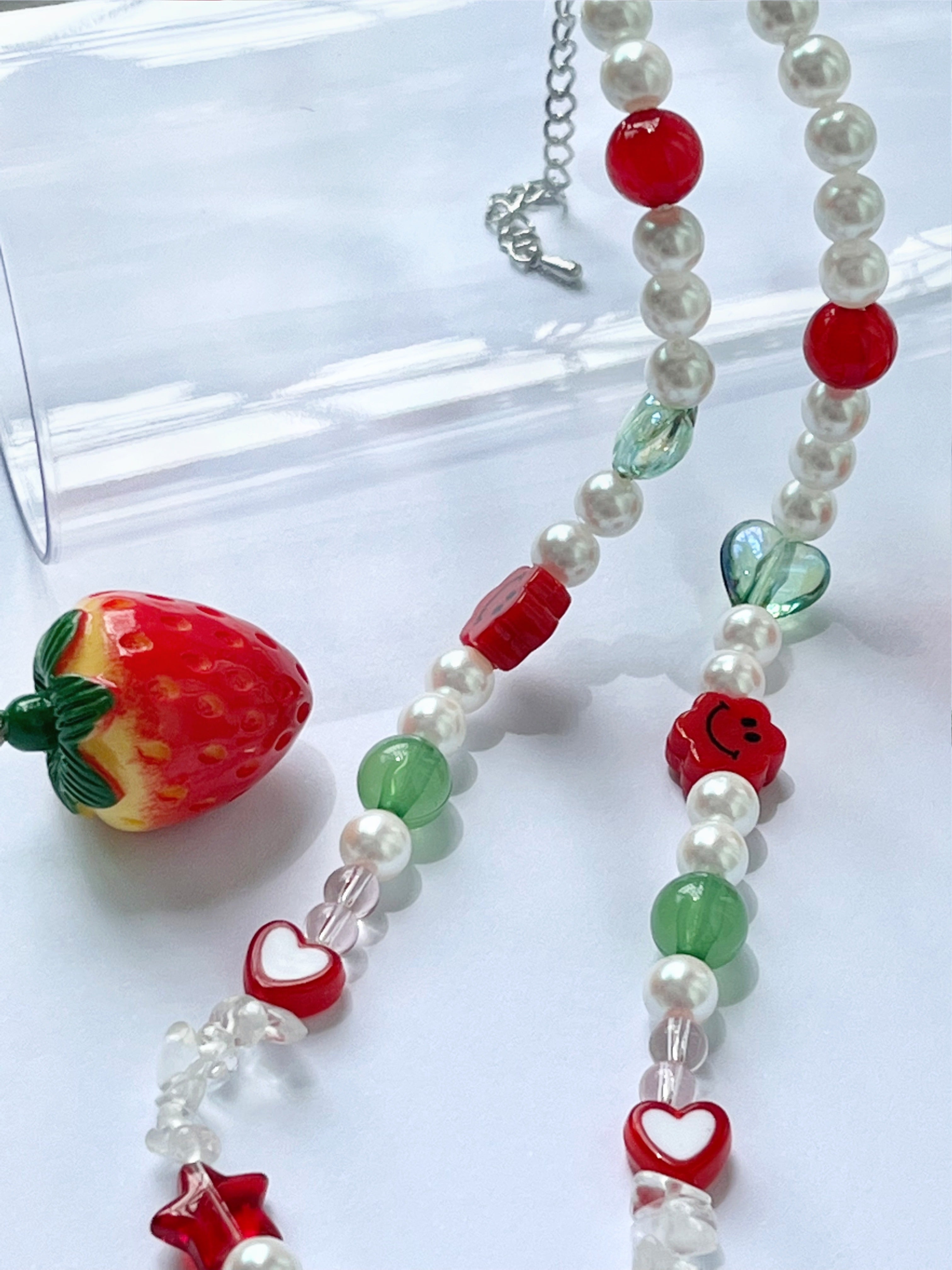 [STAYC sumin/Rocket Punch Juri] MADE strawberry red Necklace