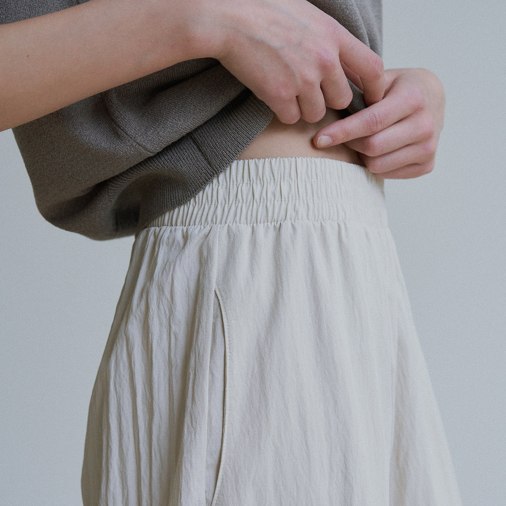 Crease banding wide pants