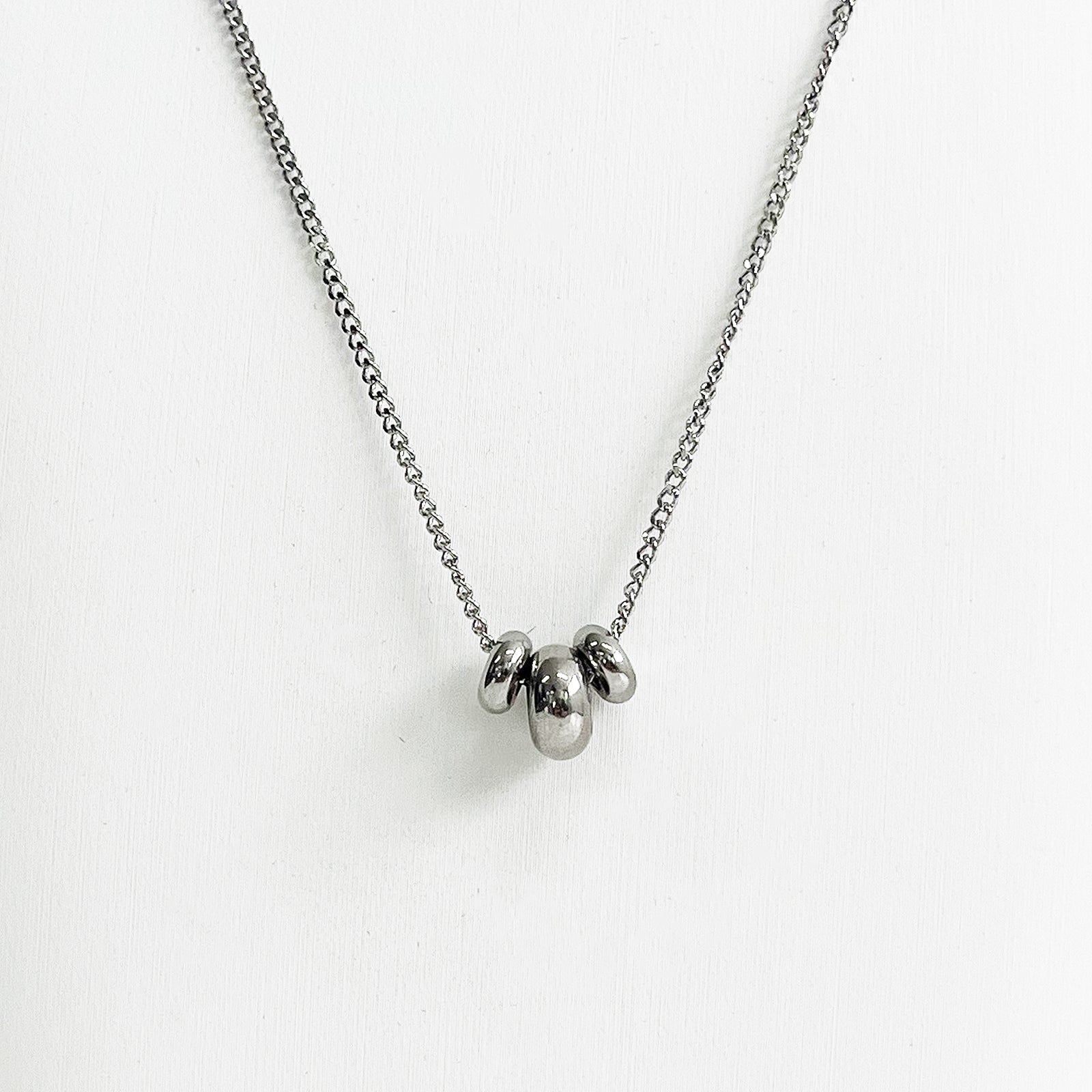 Pruto Silver Triple Ring Necklace