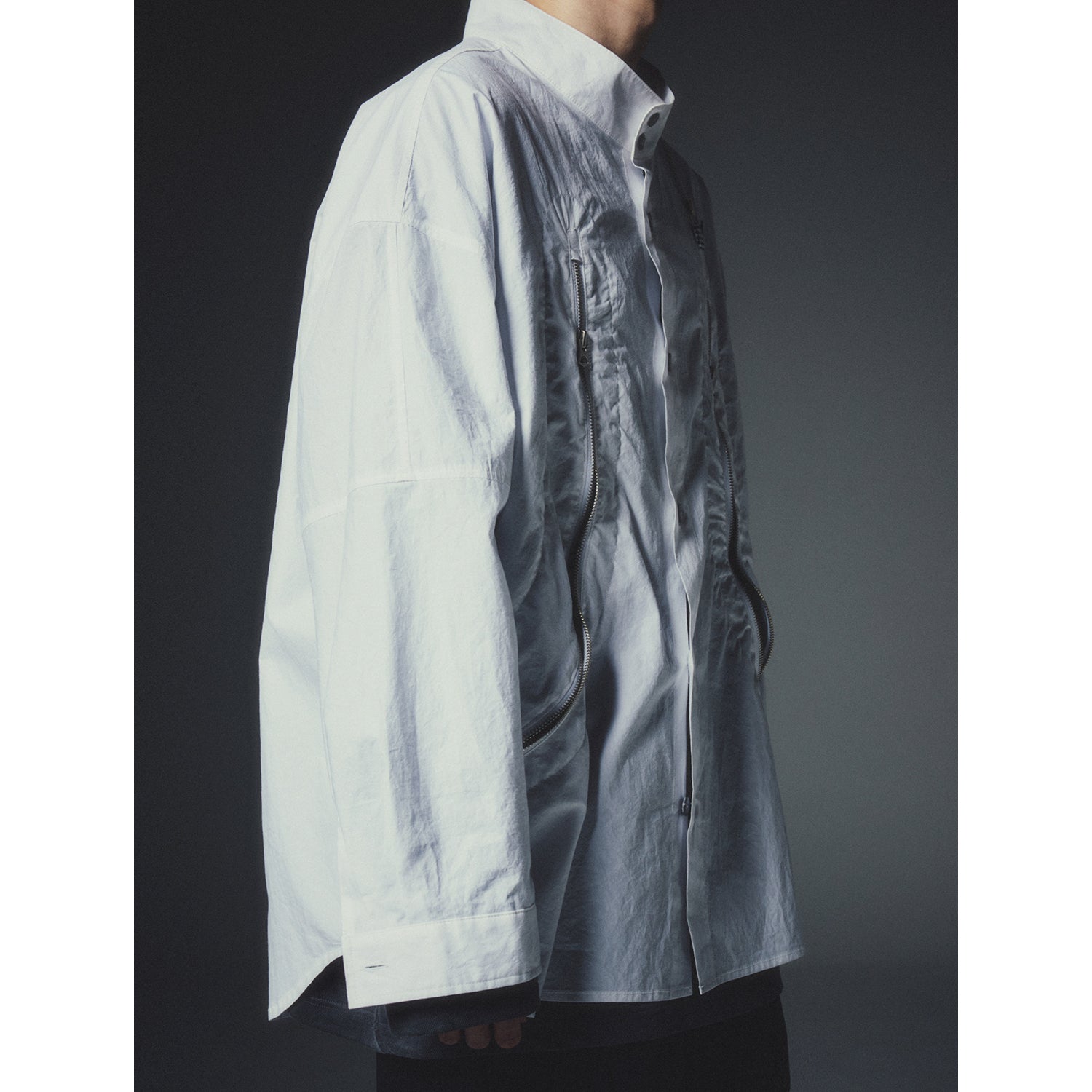 REXION CURVED ZIP-OVER SHIRT_WH