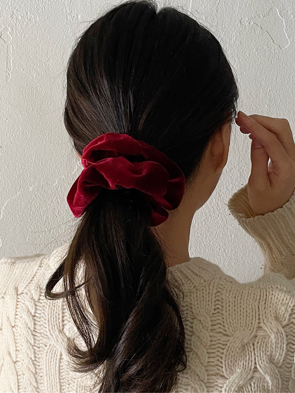 oar Vintage Velvet Volume Scrunchie [Red]