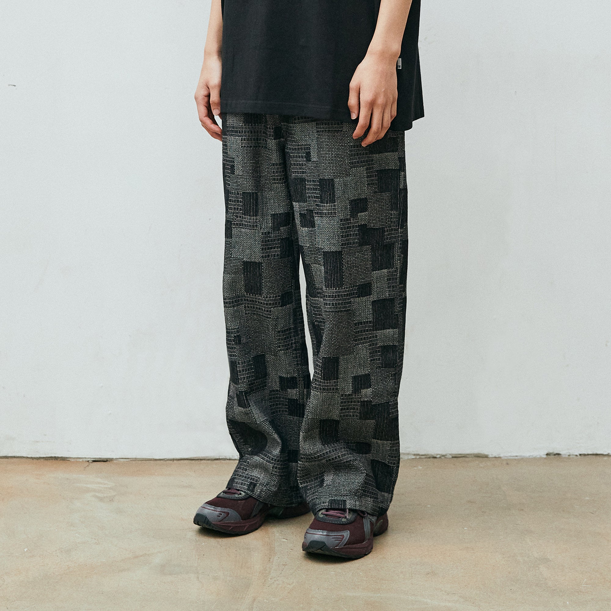 [NSTK] Jacquard Pattern Pants (Black)_K22QC639